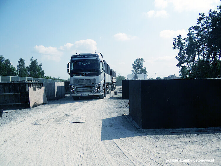 Transport szamb betonowych  w Kolbuszowej